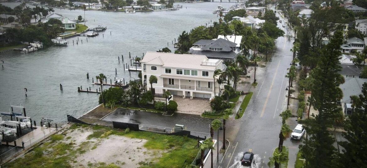 tropical storm debby naples fl debris removal